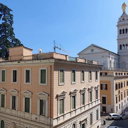 Piccola Piazza Della Liberta Apartment Roma Ngoại thất bức ảnh
